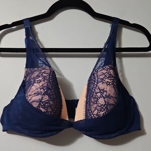 Cacique Navy and Nude Lace Underwire Bra Size 42C